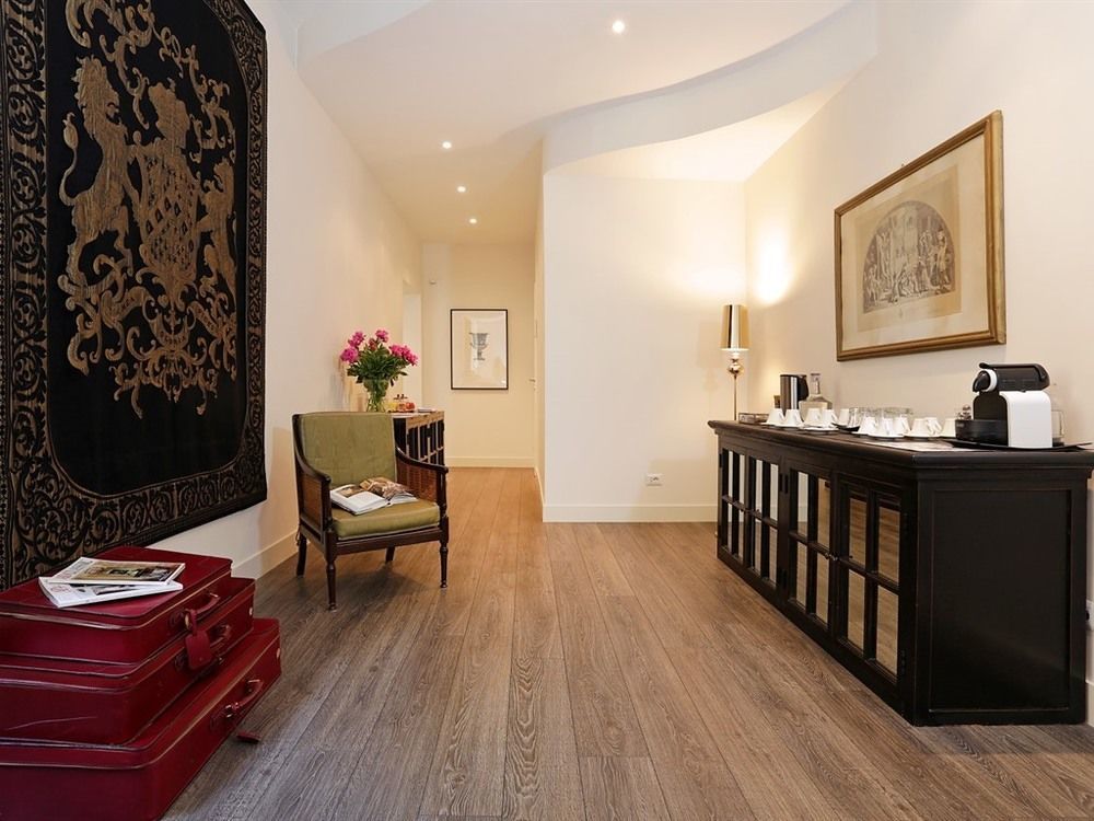 Bed and Breakfast Residenza Cavour Рим Екстер'єр фото