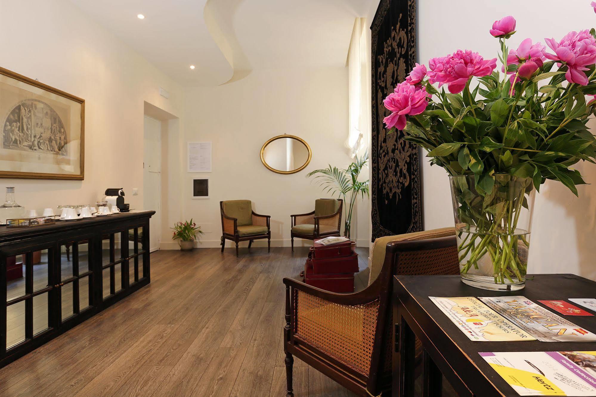Bed and Breakfast Residenza Cavour Рим Екстер'єр фото